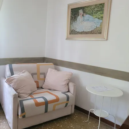 Casa Kirti Affittacamere 3*