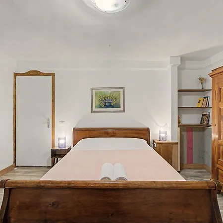 Konukevi Casa Kirti
