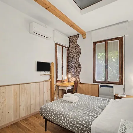 Casa Kirti Konukevi
