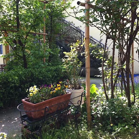 Bed & Breakfast Casa Kirti *